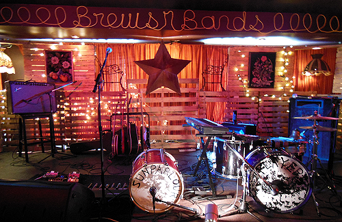 BREWS N BANDS 2013